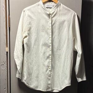 Vintage Diane von Furstenburg Blouse Top!